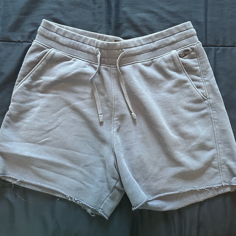 Hollister Men’s Jersey Gray Shorts, size small